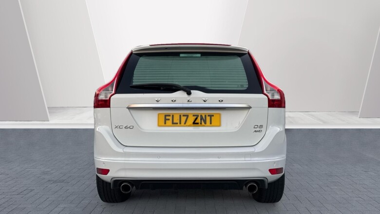 Volvo Xc60 D5 [220] R DESIGN Lux Nav 5dr AWD Geartronic Diesel Estate